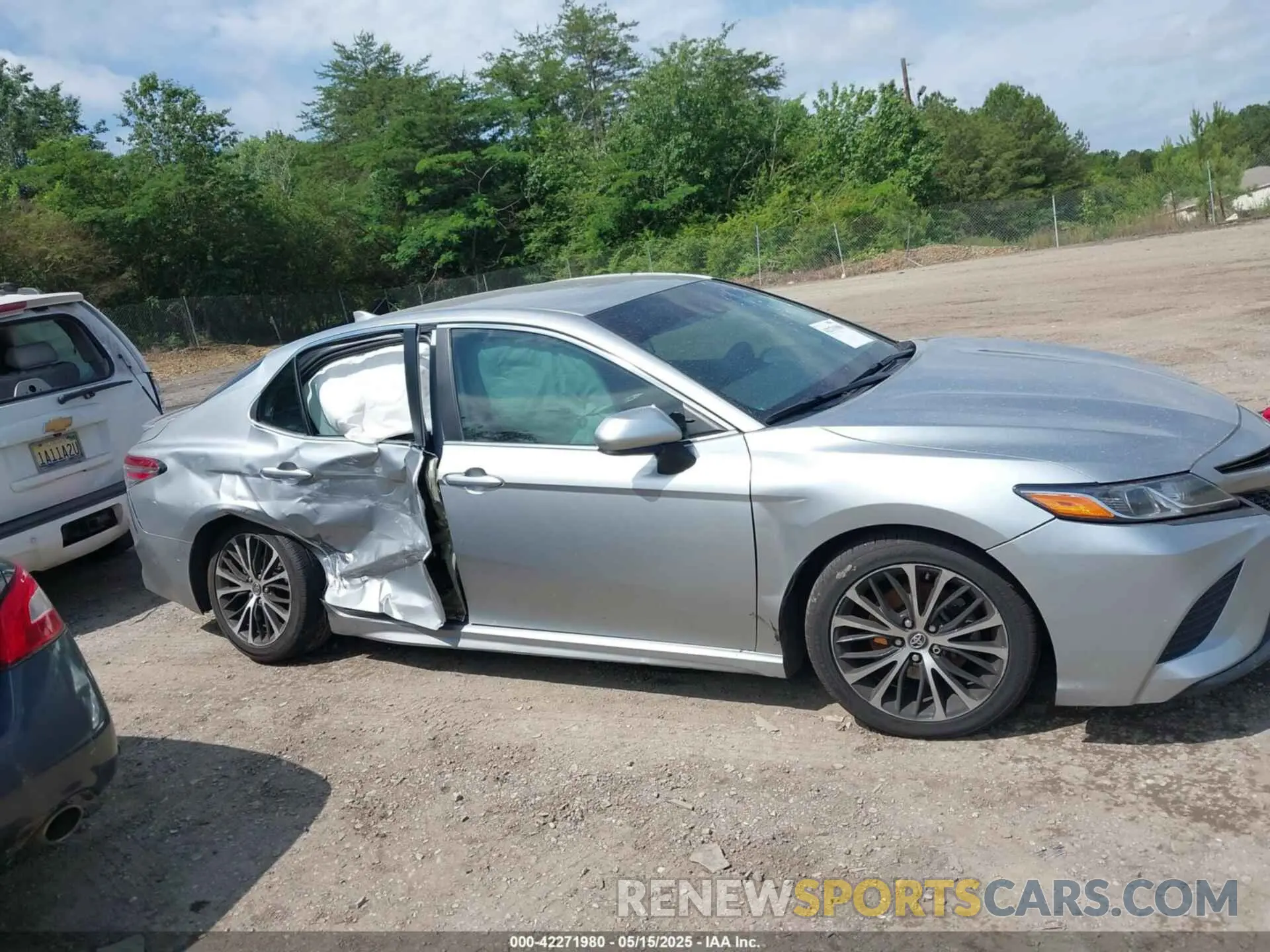 13 Фотография поврежденного автомобиля 4T1B11HK2KU853217 TOYOTA CAMRY 2019