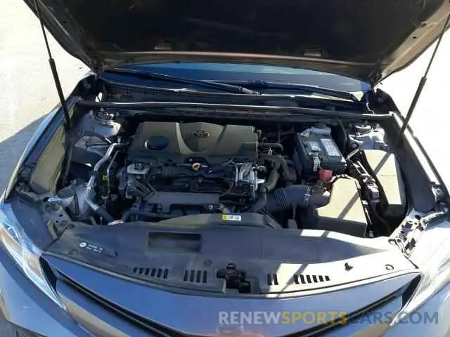 11 Photograph of a damaged car 4T1B11HK2KU856151 TOYOTA CAMRY 2019