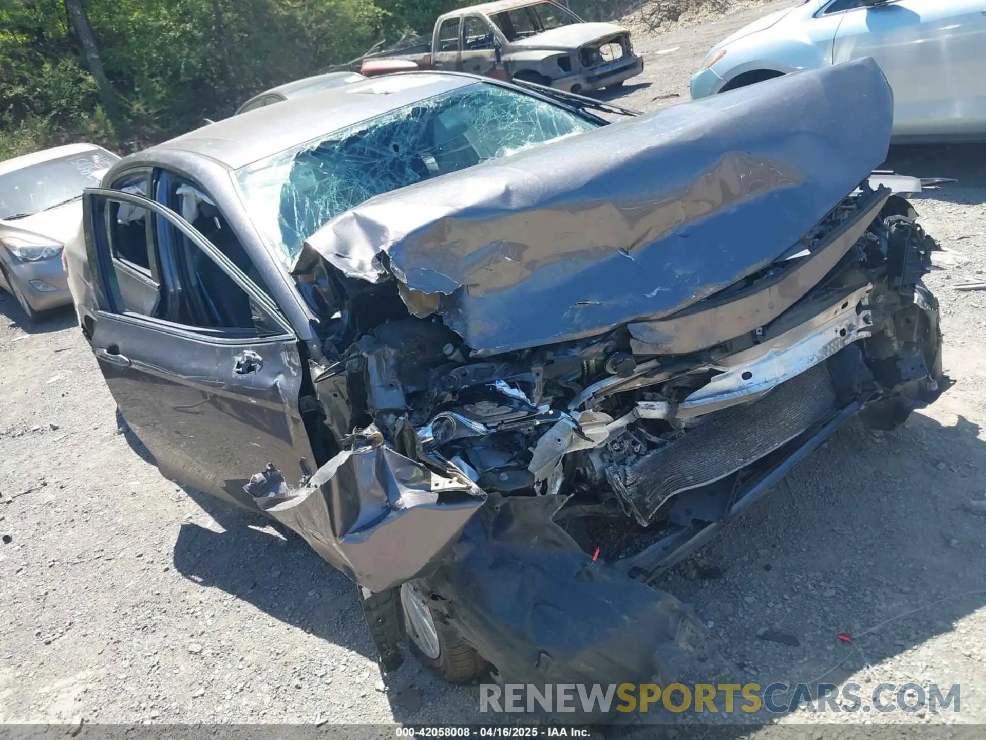 1 Photograph of a damaged car 4T1B11HK3KU163623 TOYOTA CAMRY 2019