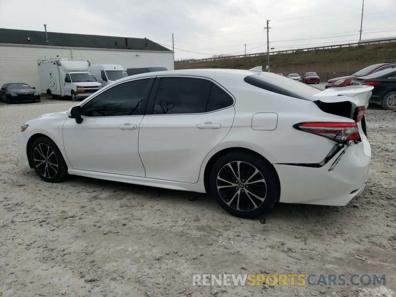 2 Photograph of a damaged car 4T1B11HK3KU171964 TOYOTA CAMRY 2019