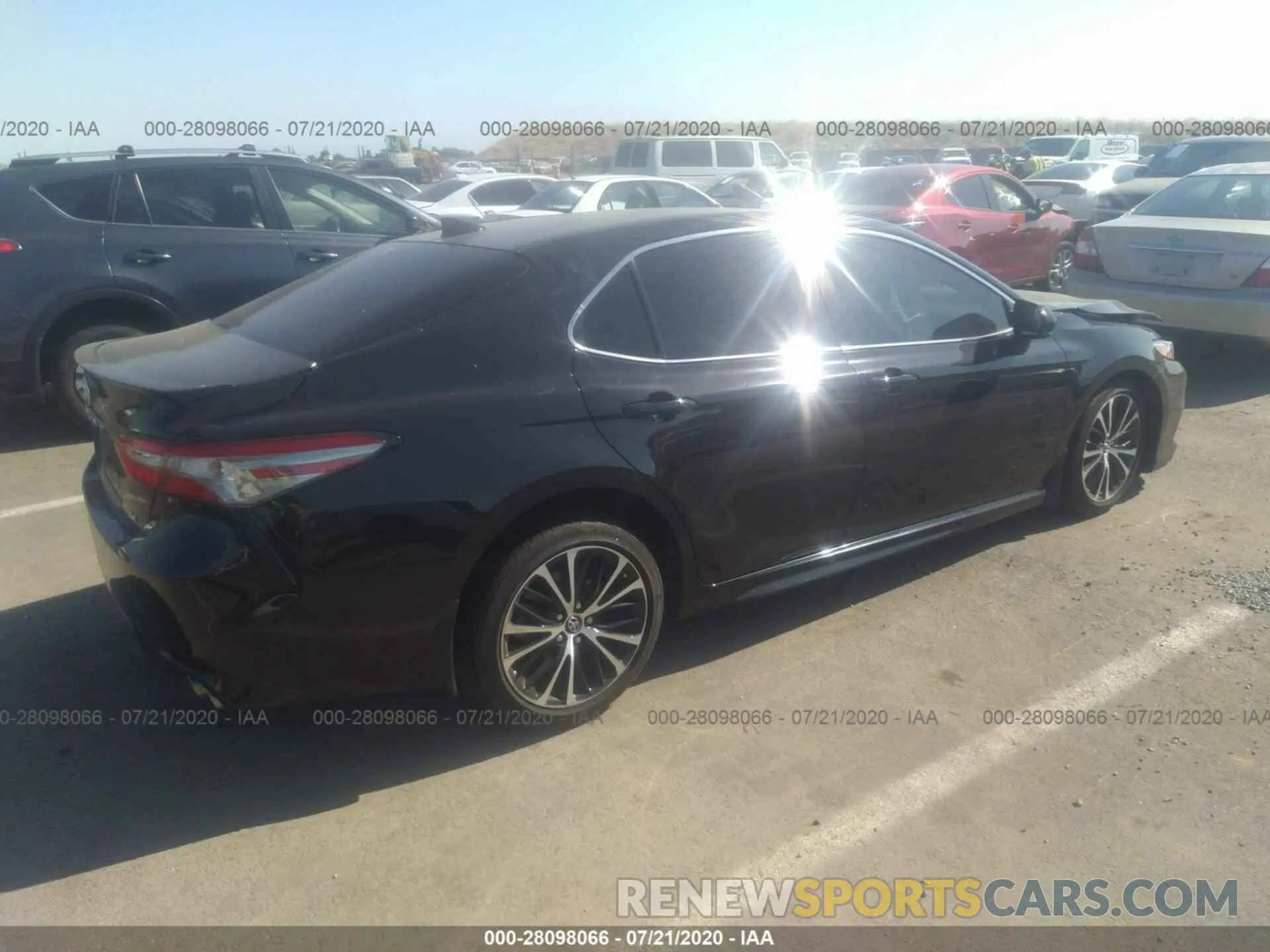 4 Photograph of a damaged car 4T1B11HK3KU179868 TOYOTA CAMRY 2019