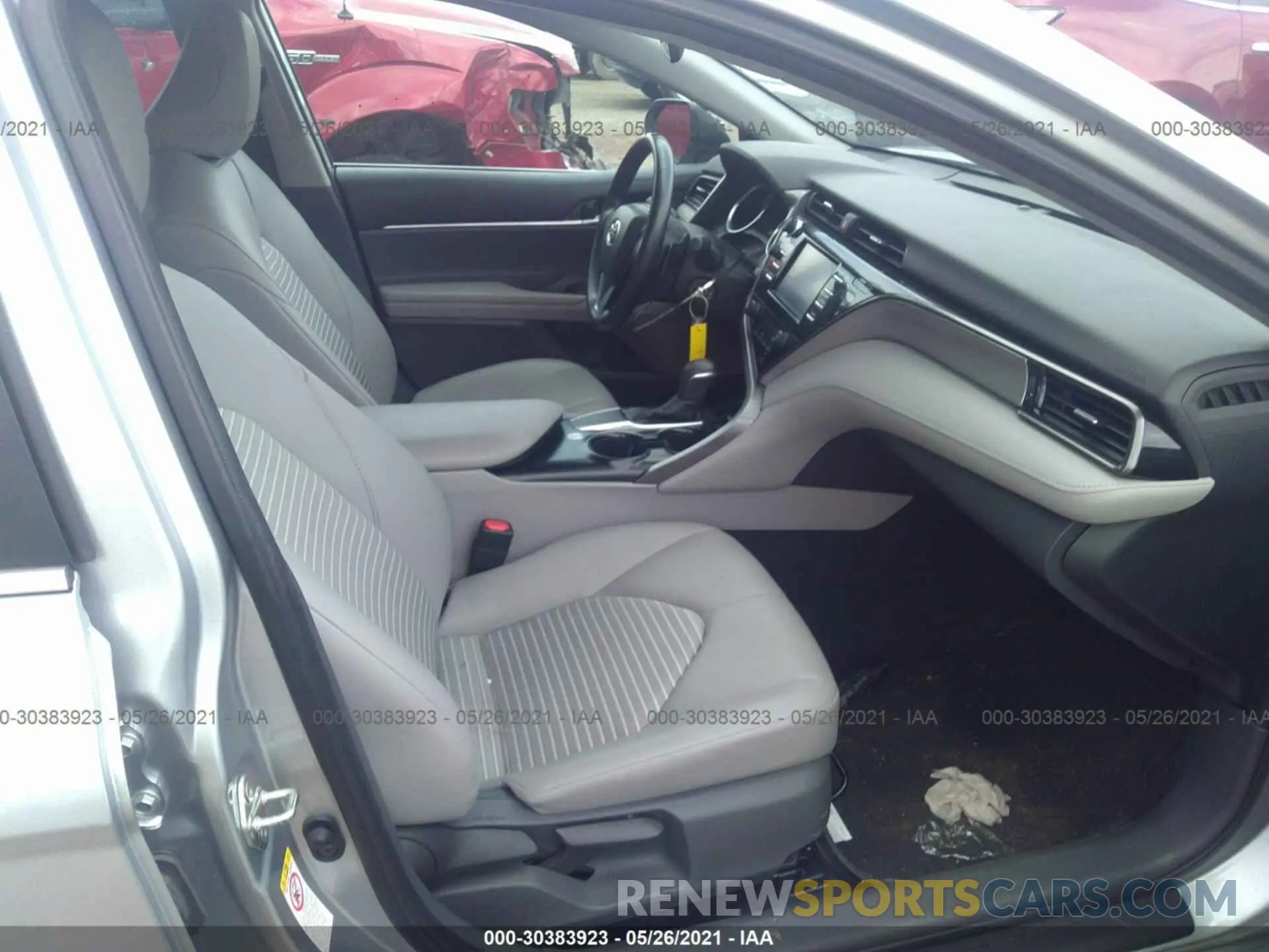 5 Photograph of a damaged car 4T1B11HK3KU189817 TOYOTA CAMRY 2019