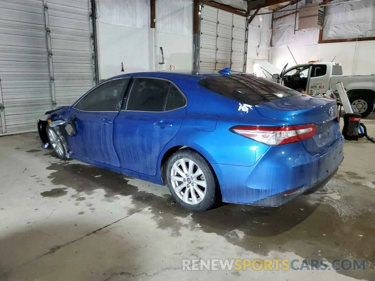 2 Photograph of a damaged car 4T1B11HK3KU194760 TOYOTA CAMRY 2019