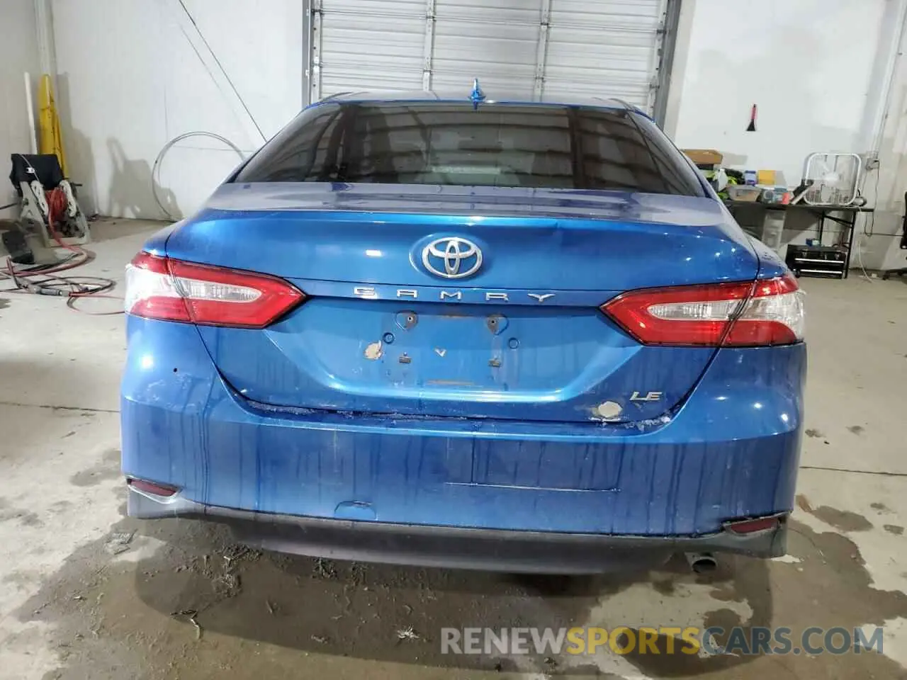 6 Photograph of a damaged car 4T1B11HK3KU194760 TOYOTA CAMRY 2019