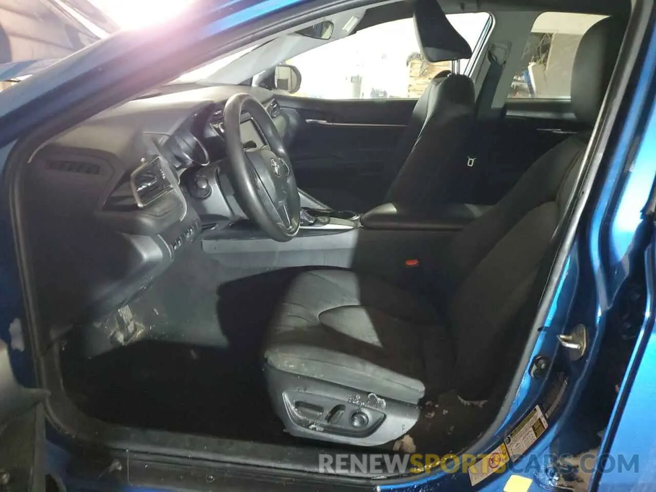 7 Photograph of a damaged car 4T1B11HK3KU194760 TOYOTA CAMRY 2019
