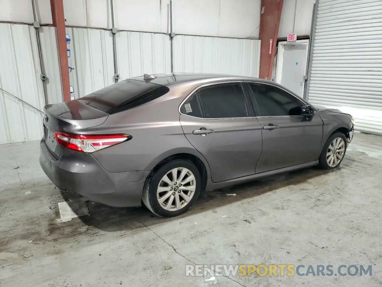 3 Photograph of a damaged car 4T1B11HK3KU197903 TOYOTA CAMRY 2019