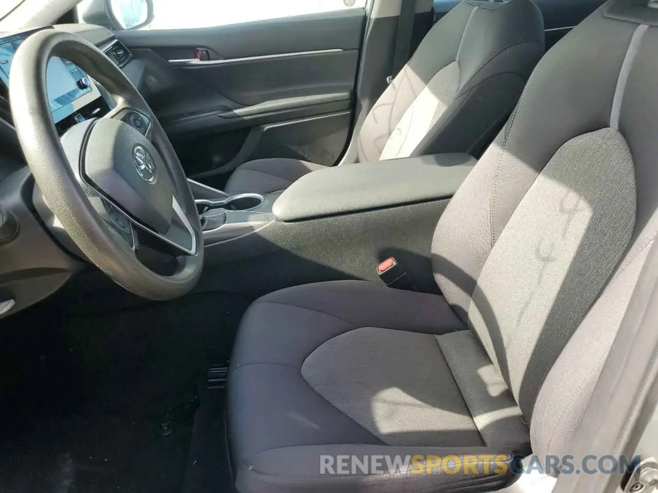 7 Photograph of a damaged car 4T1B11HK3KU197903 TOYOTA CAMRY 2019