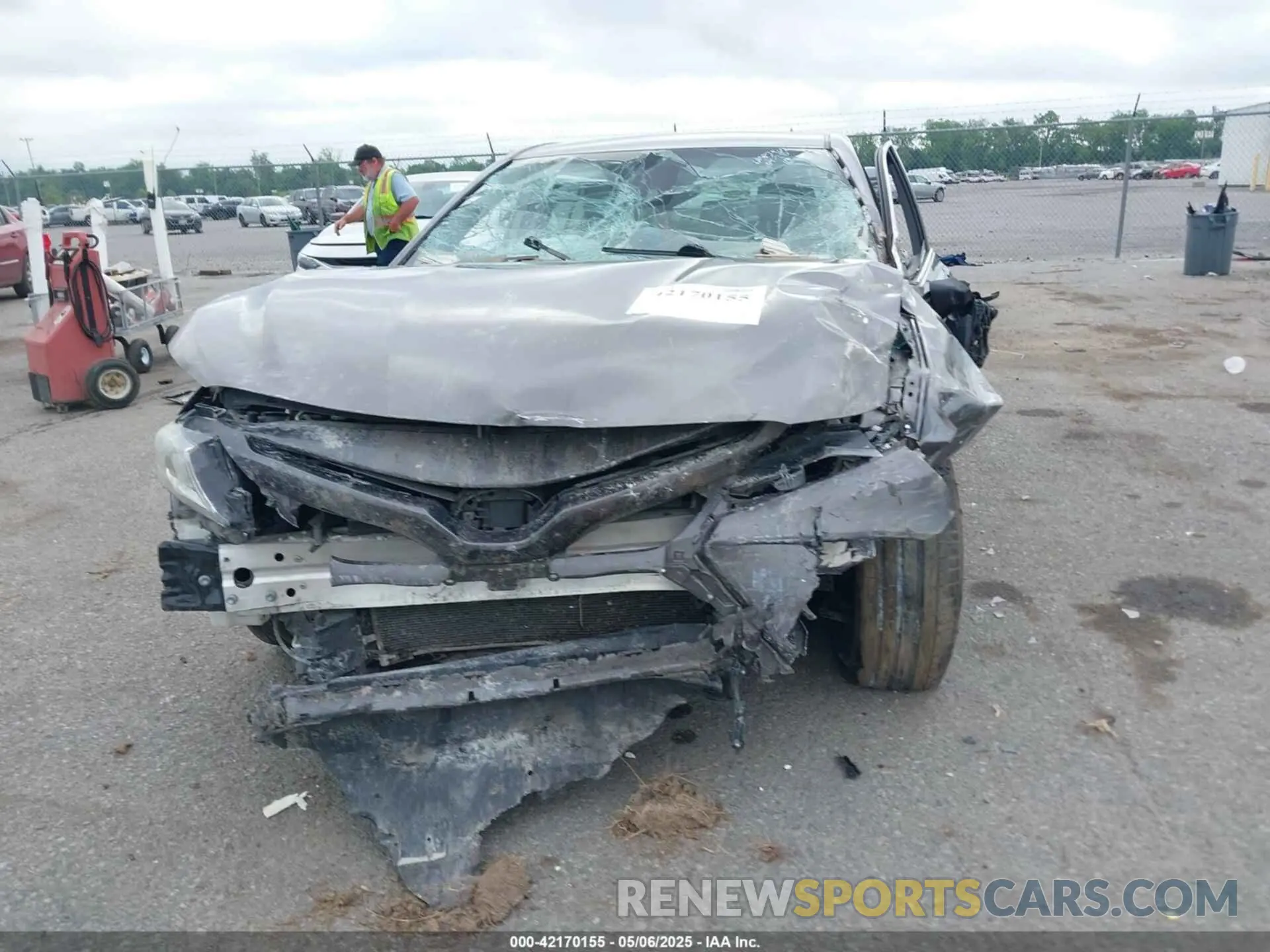 12 Фотография поврежденного автомобиля 4T1B11HK3KU218474 TOYOTA CAMRY 2019