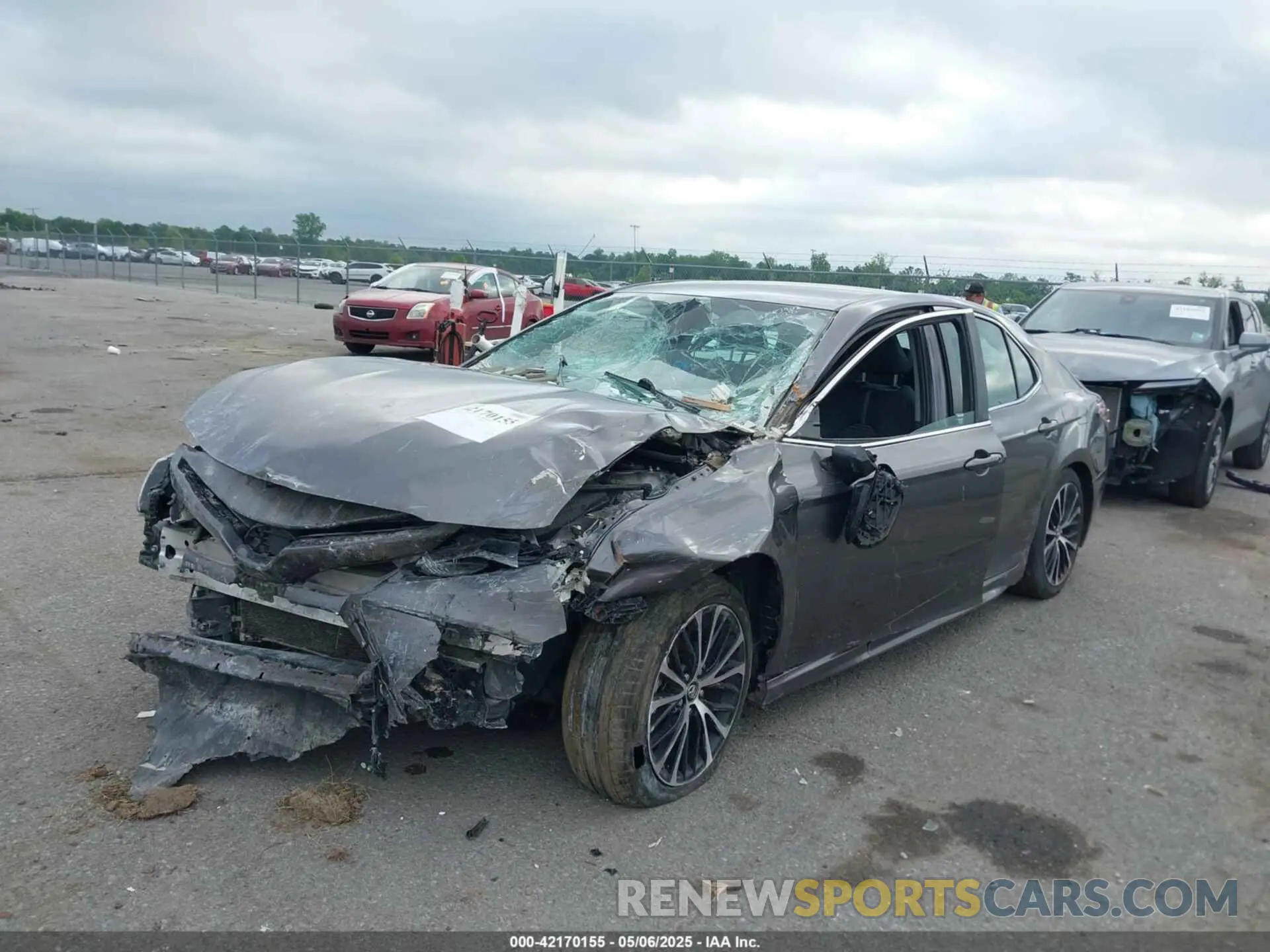 2 Фотография поврежденного автомобиля 4T1B11HK3KU218474 TOYOTA CAMRY 2019