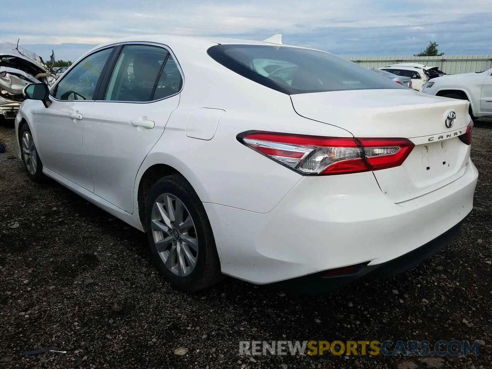 3 Photograph of a damaged car 4T1B11HK3KU230477 TOYOTA CAMRY 2019