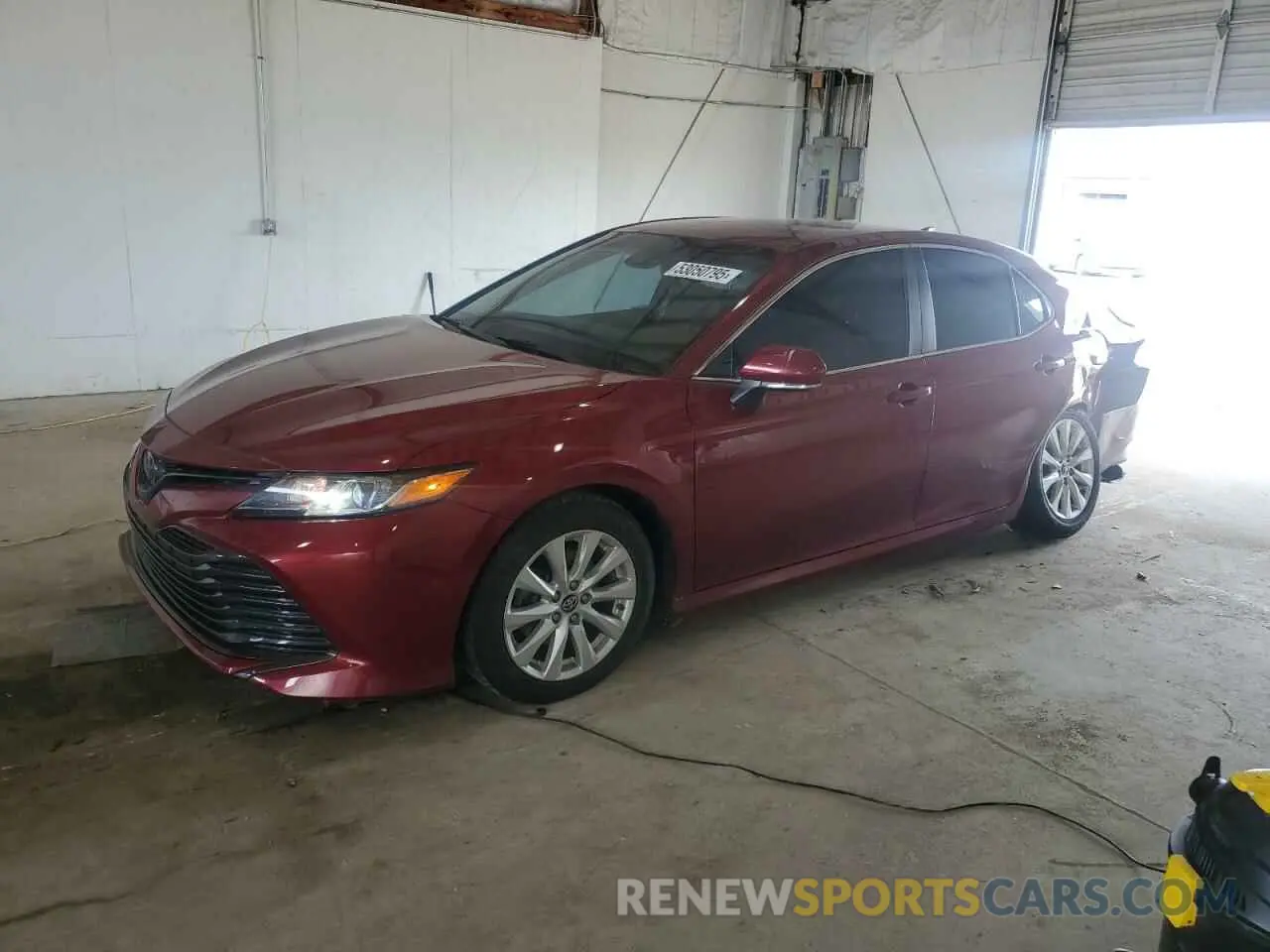 1 Фотография поврежденного автомобиля 4T1B11HK3KU251720 TOYOTA CAMRY 2019