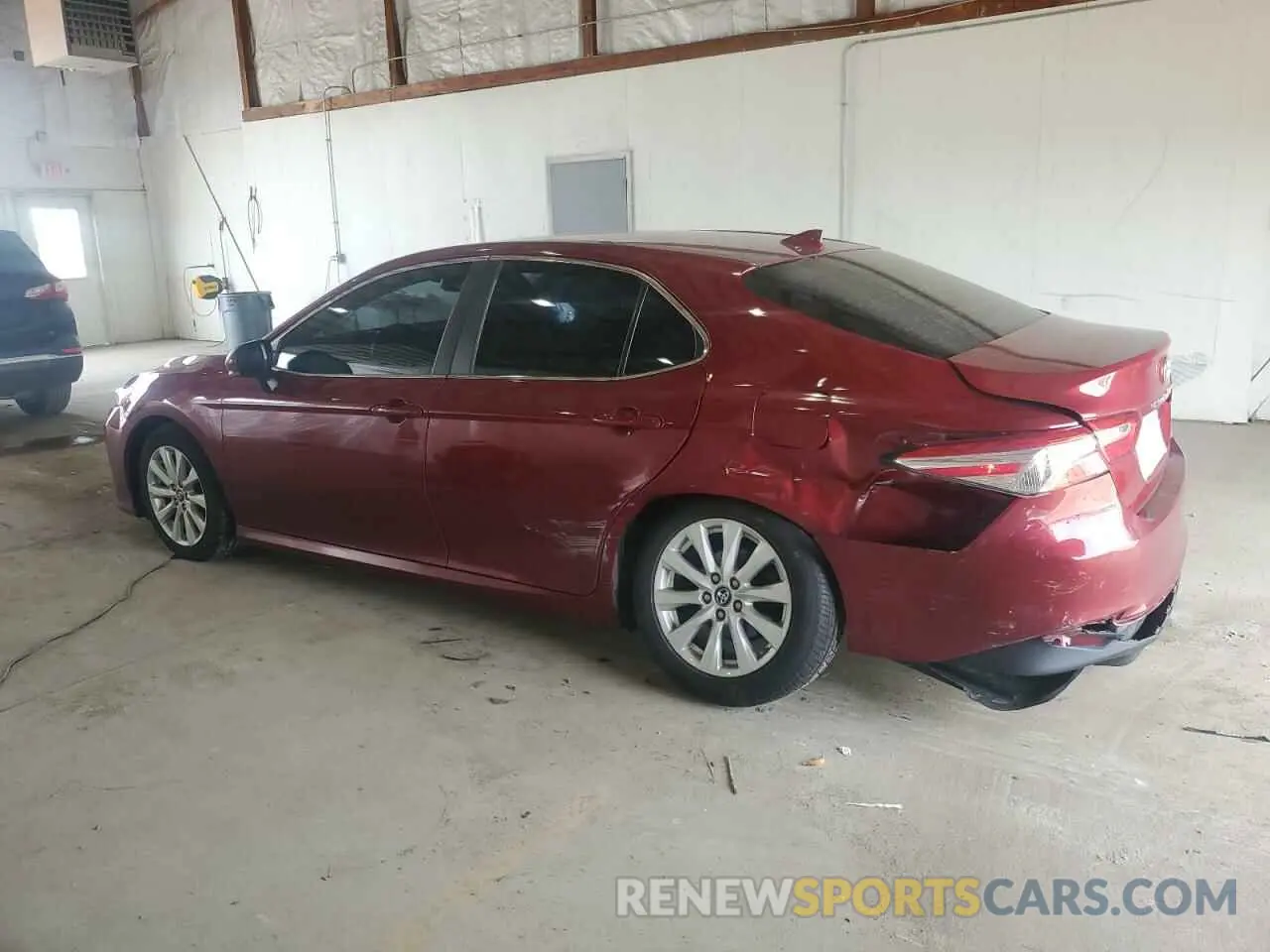 2 Фотография поврежденного автомобиля 4T1B11HK3KU251720 TOYOTA CAMRY 2019
