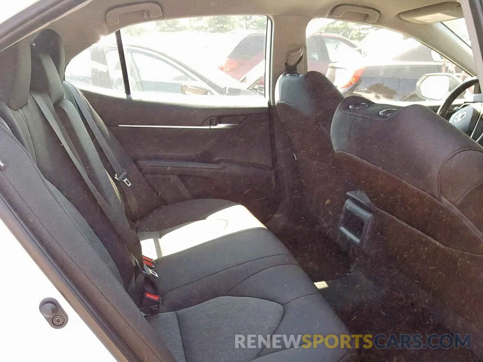 6 Photograph of a damaged car 4T1B11HK3KU258828 TOYOTA CAMRY 2019