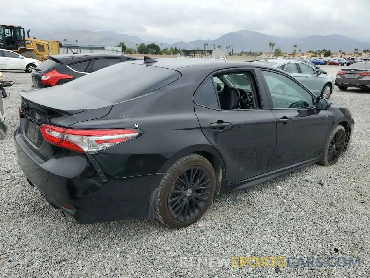 3 Photograph of a damaged car 4T1B11HK3KU264046 TOYOTA CAMRY 2019