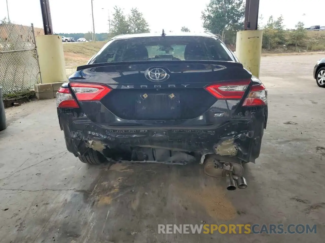 6 Фотография поврежденного автомобиля 4T1B11HK3KU280151 TOYOTA CAMRY 2019