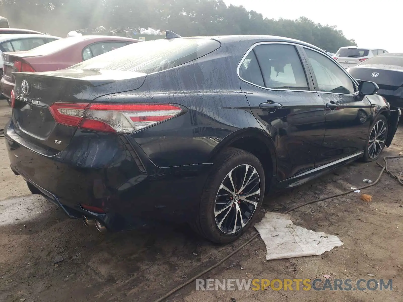 4 Photograph of a damaged car 4T1B11HK3KU290212 TOYOTA CAMRY 2019