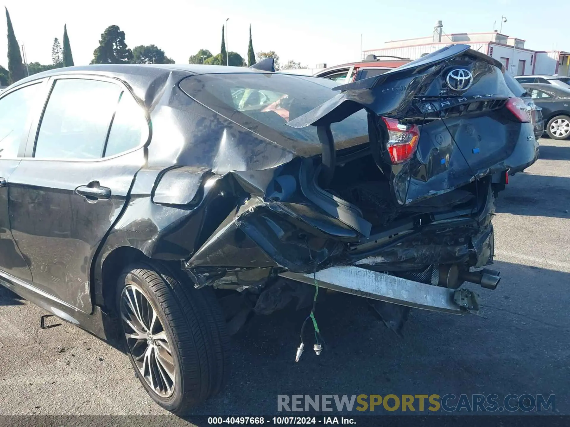 5 Photograph of a damaged car 4T1B11HK3KU296205 TOYOTA CAMRY 2019