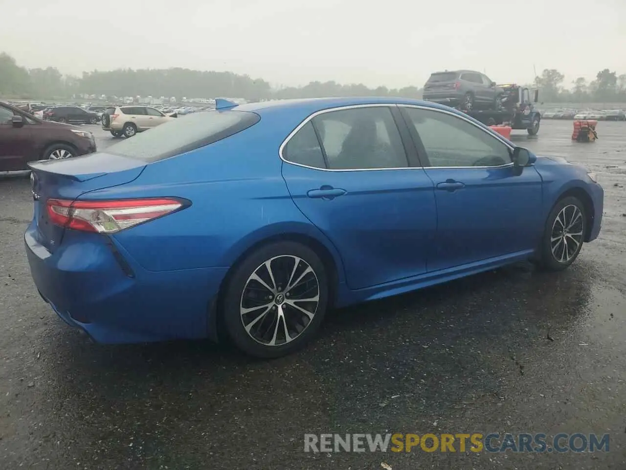 3 Photograph of a damaged car 4T1B11HK3KU296222 TOYOTA CAMRY 2019