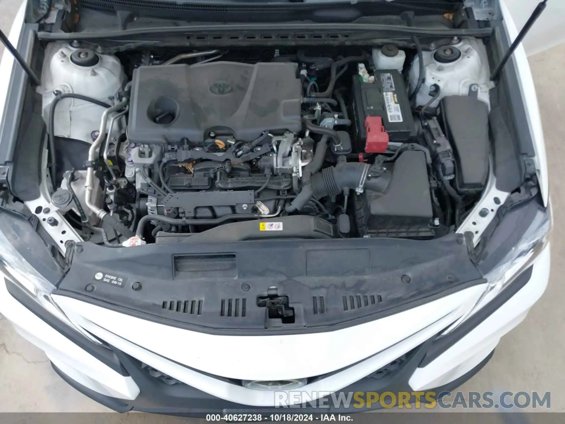 10 Photograph of a damaged car 4T1B11HK3KU695728 TOYOTA CAMRY 2019