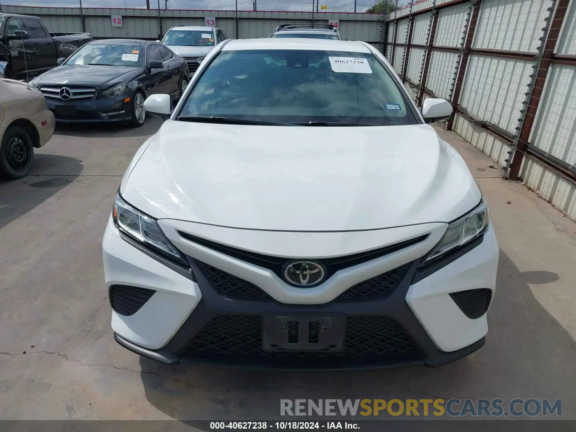 12 Photograph of a damaged car 4T1B11HK3KU695728 TOYOTA CAMRY 2019