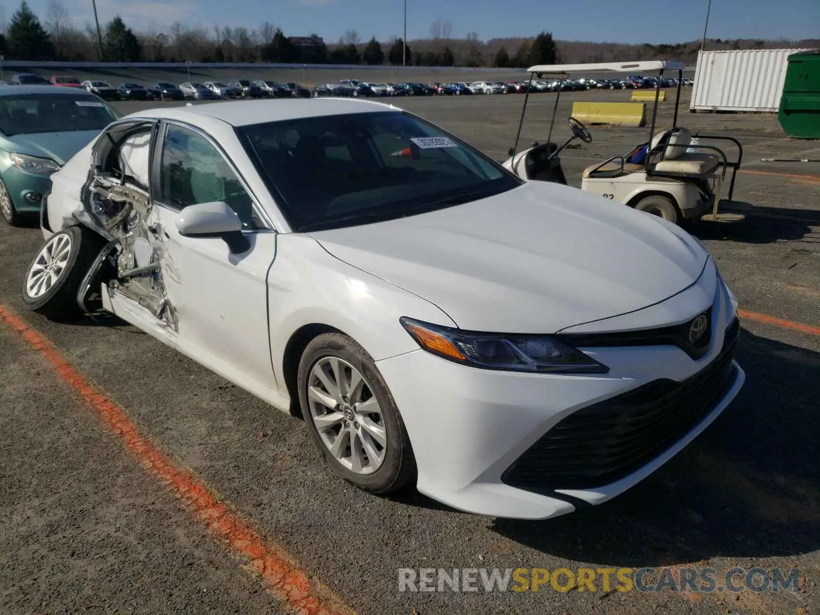 1 Photograph of a damaged car 4T1B11HK3KU696085 TOYOTA CAMRY 2019