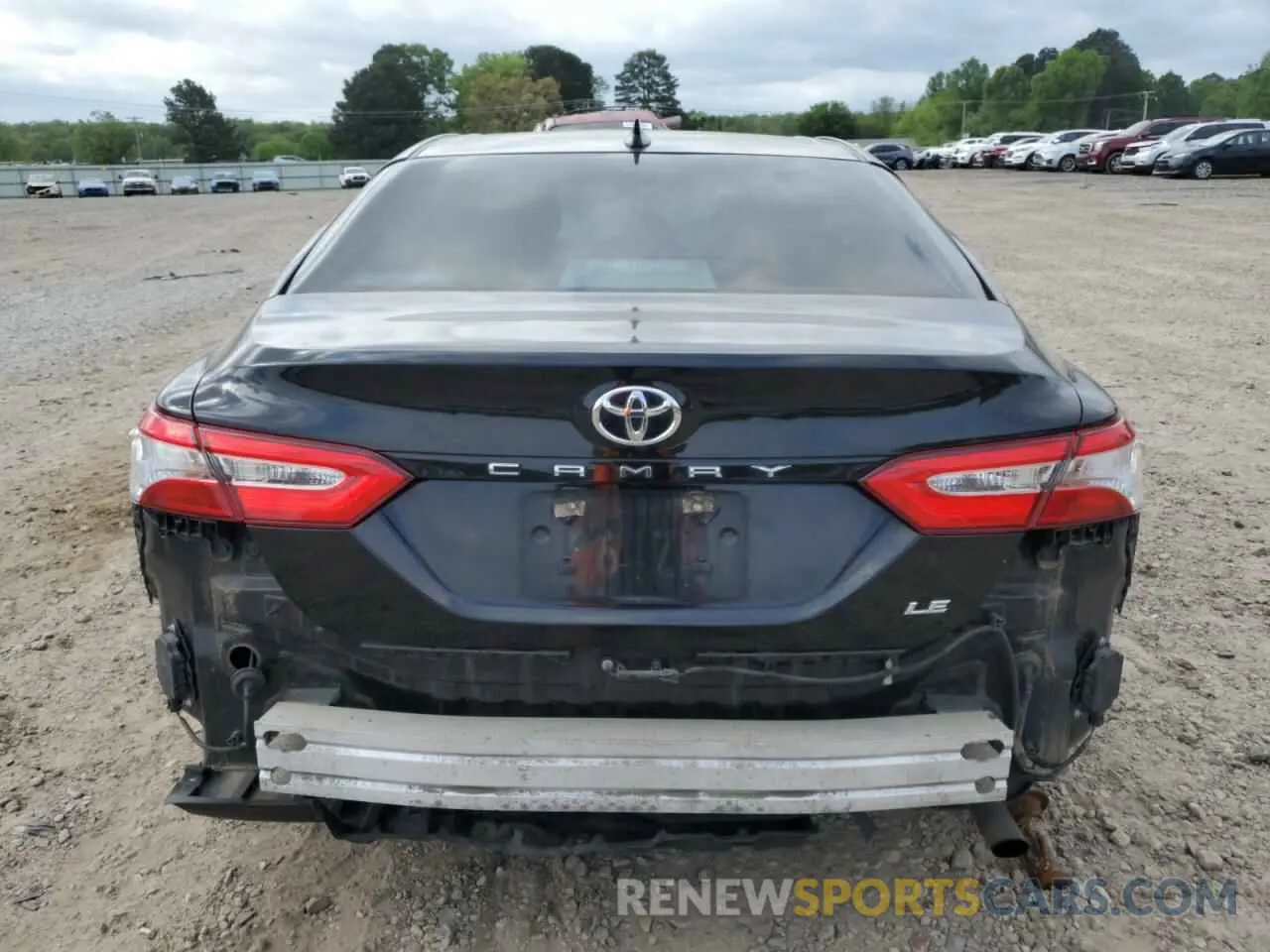 6 Фотография поврежденного автомобиля 4T1B11HK3KU696443 TOYOTA CAMRY 2019
