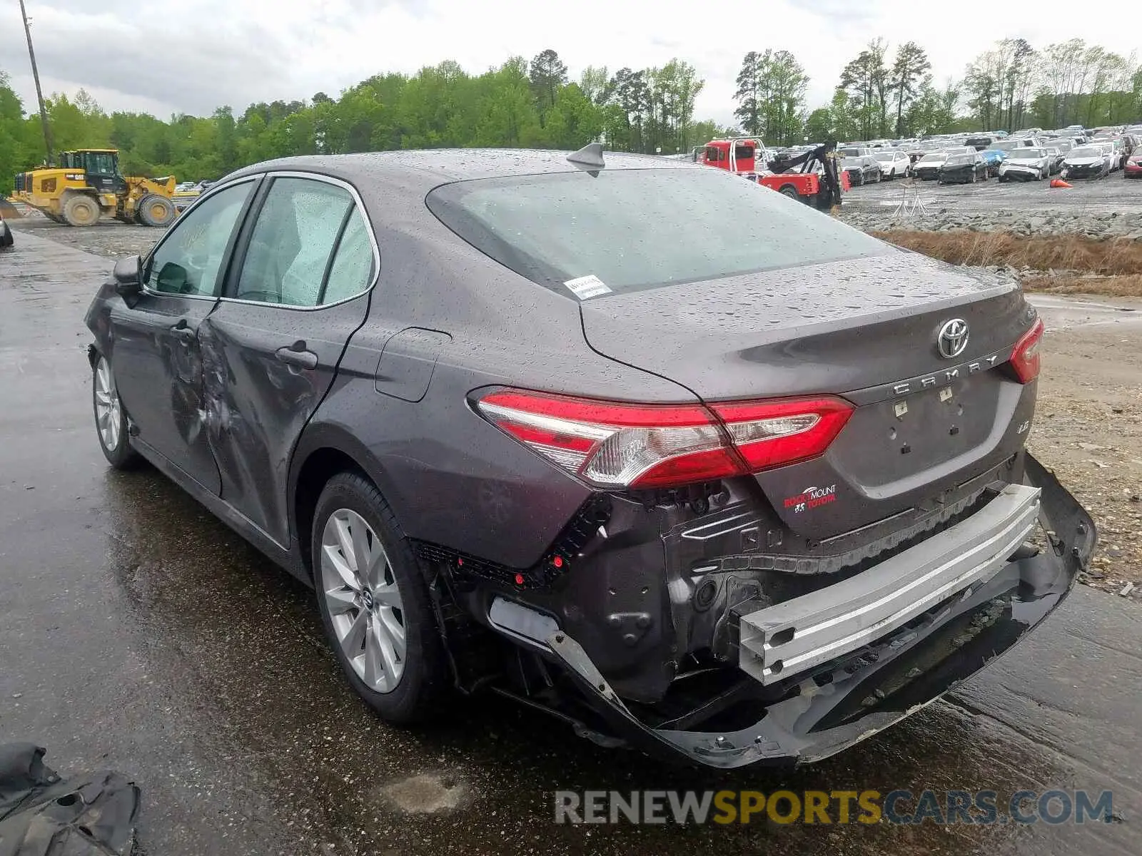 3 Photograph of a damaged car 4T1B11HK3KU696782 TOYOTA CAMRY 2019