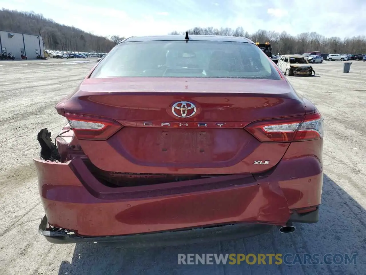 6 Photograph of a damaged car 4T1B11HK3KU704167 TOYOTA CAMRY 2019