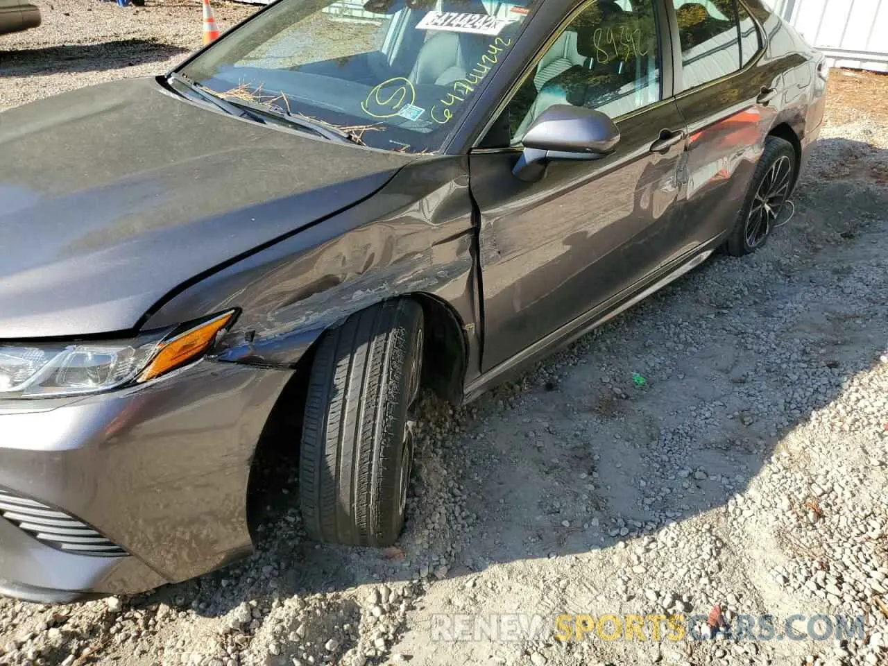 9 Photograph of a damaged car 4T1B11HK3KU705173 TOYOTA CAMRY 2019