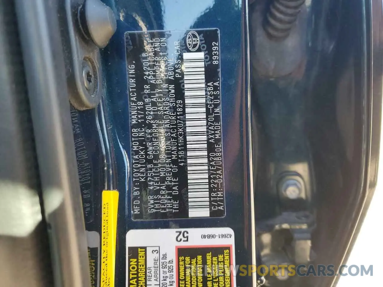 13 Photograph of a damaged car 4T1B11HK3KU711829 TOYOTA CAMRY 2019