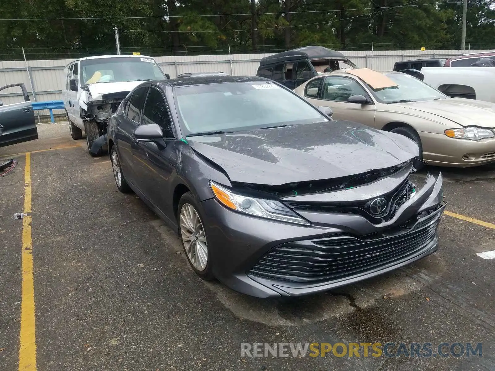 1 Photograph of a damaged car 4T1B11HK3KU714245 TOYOTA CAMRY 2019