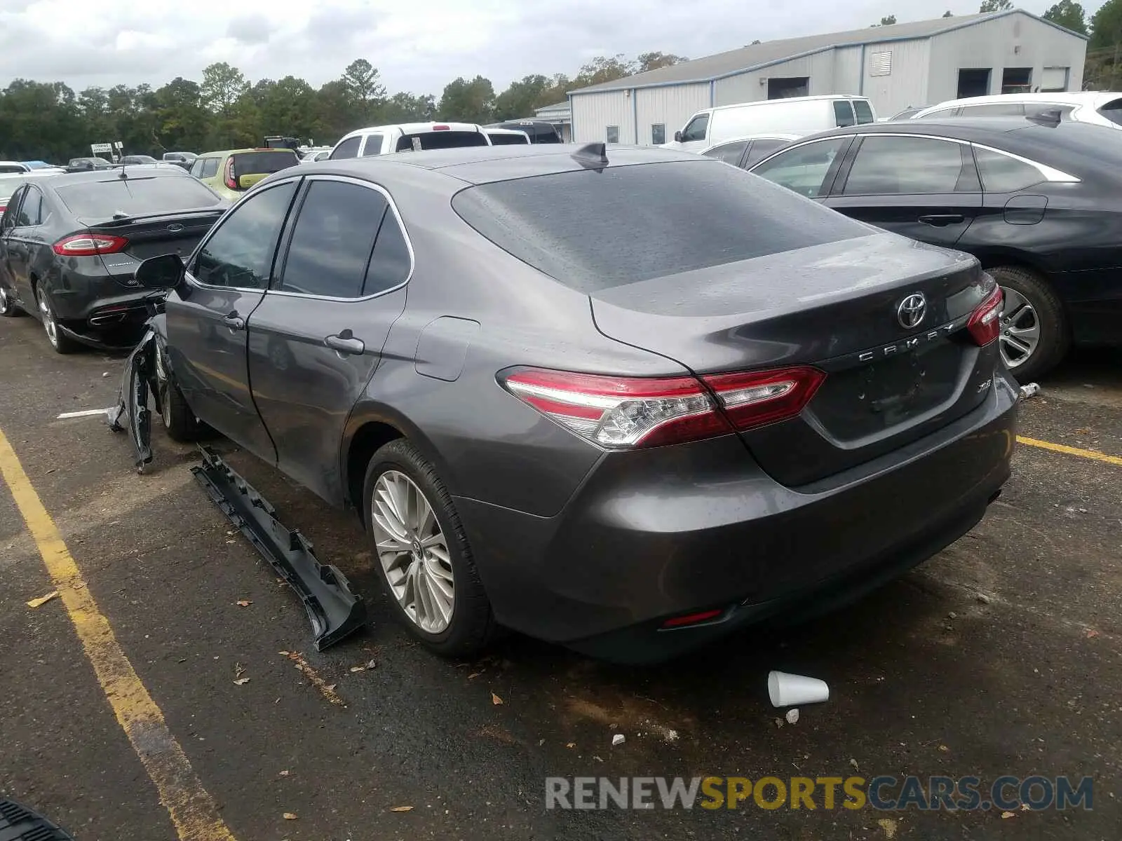 3 Photograph of a damaged car 4T1B11HK3KU714245 TOYOTA CAMRY 2019