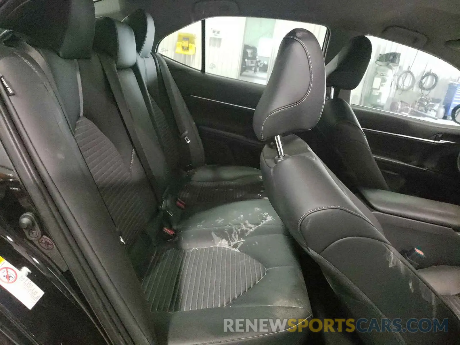 6 Photograph of a damaged car 4T1B11HK3KU722717 TOYOTA CAMRY 2019