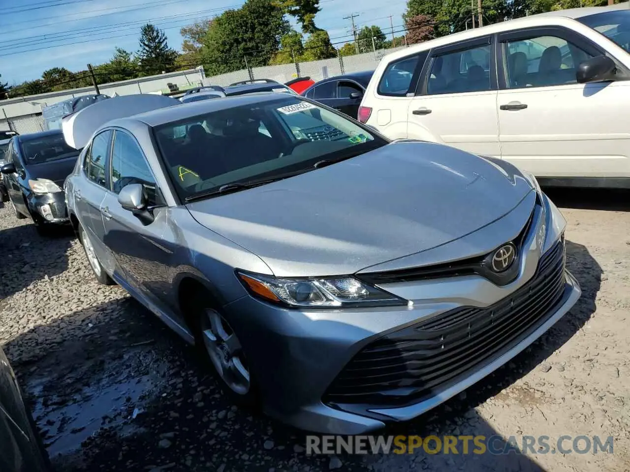 1 Photograph of a damaged car 4T1B11HK3KU723690 TOYOTA CAMRY 2019