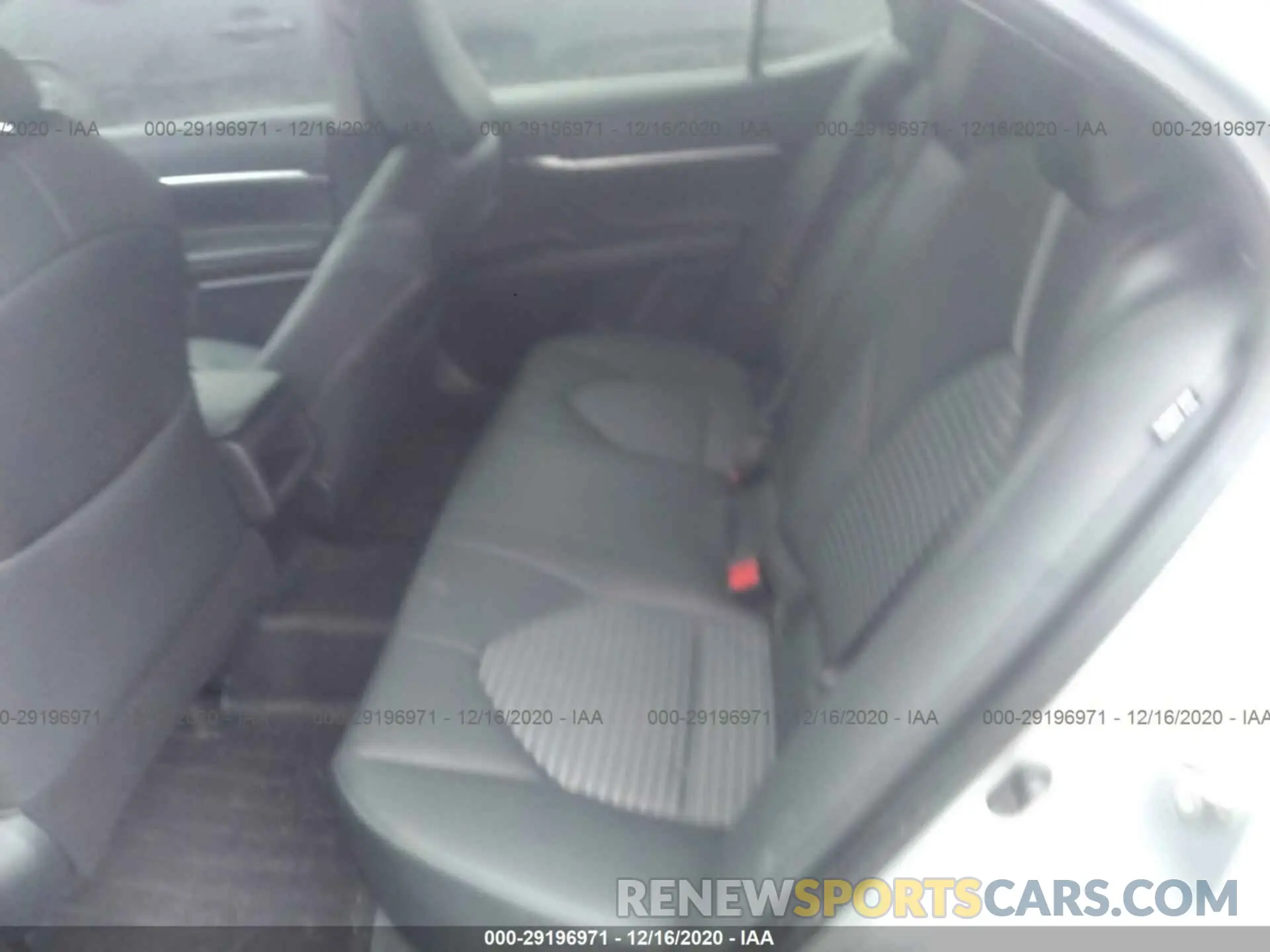 8 Photograph of a damaged car 4T1B11HK3KU724774 TOYOTA CAMRY 2019