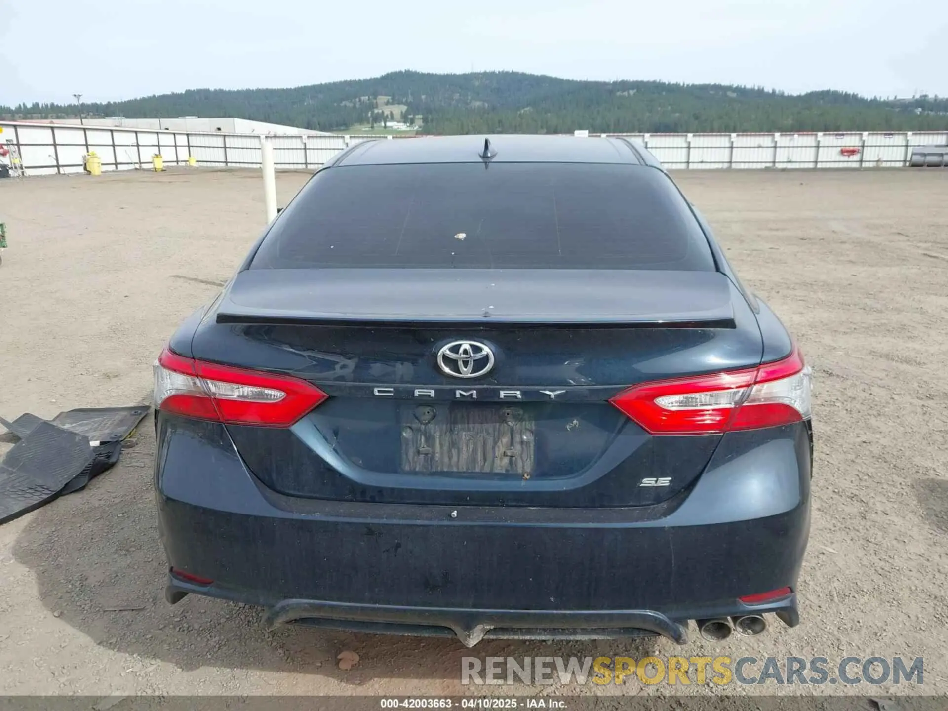 17 Фотография поврежденного автомобиля 4T1B11HK3KU728551 TOYOTA CAMRY 2019