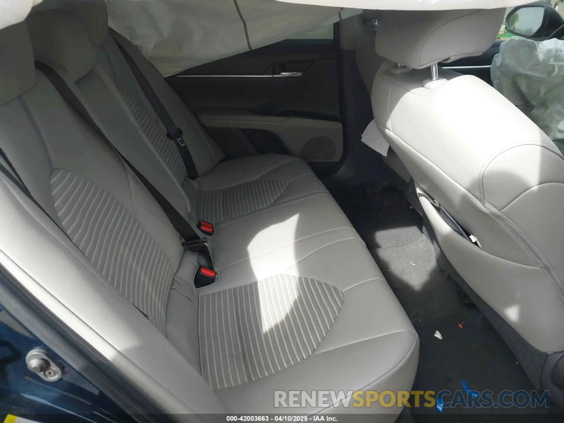 8 Фотография поврежденного автомобиля 4T1B11HK3KU728551 TOYOTA CAMRY 2019