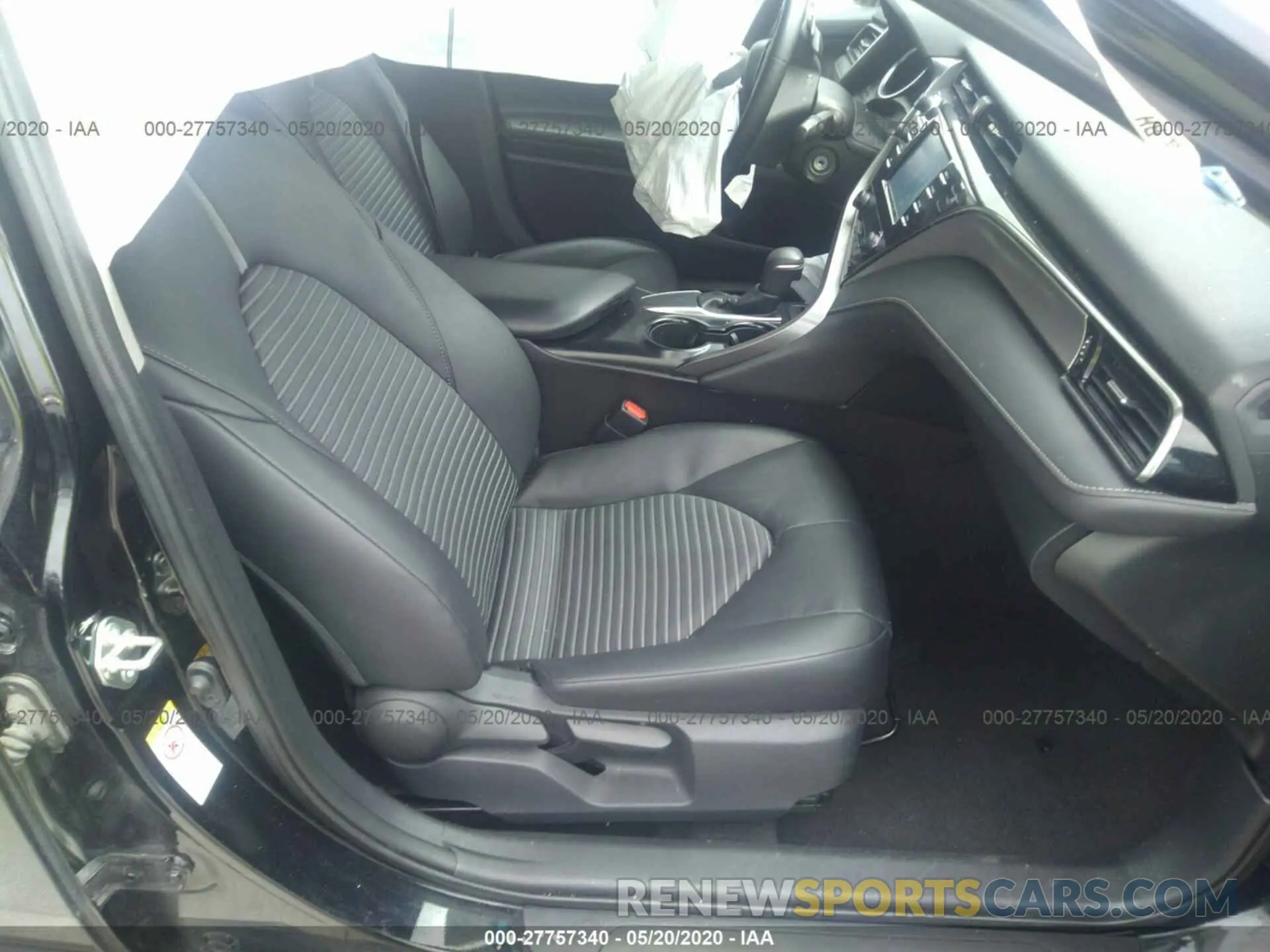 5 Фотография поврежденного автомобиля 4T1B11HK3KU752882 TOYOTA CAMRY 2019