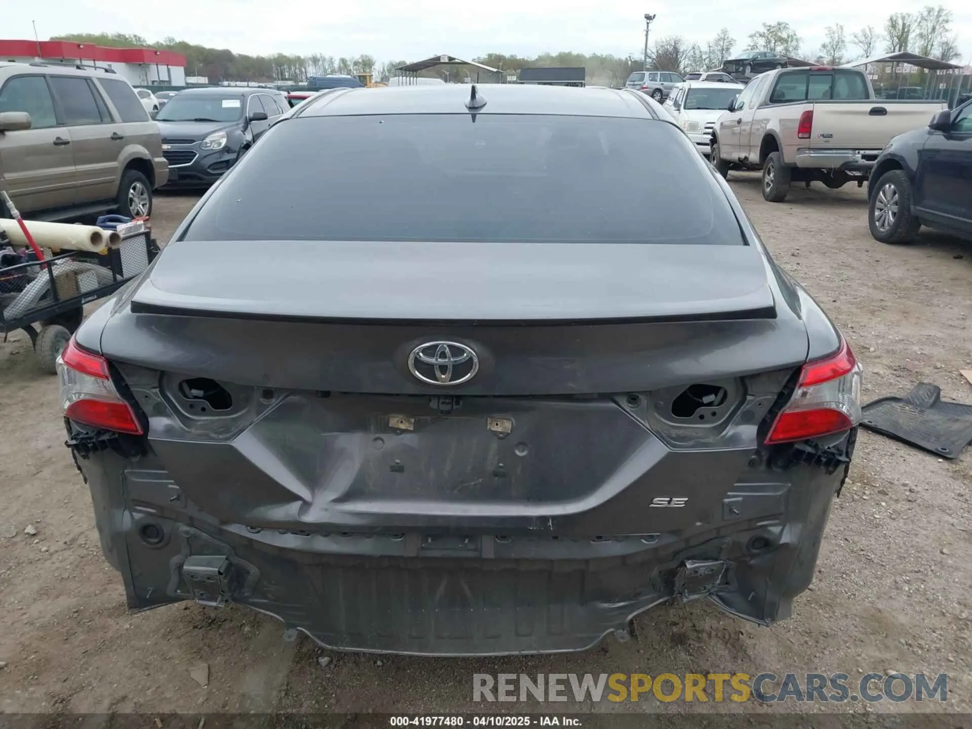 17 Фотография поврежденного автомобиля 4T1B11HK3KU755068 TOYOTA CAMRY 2019