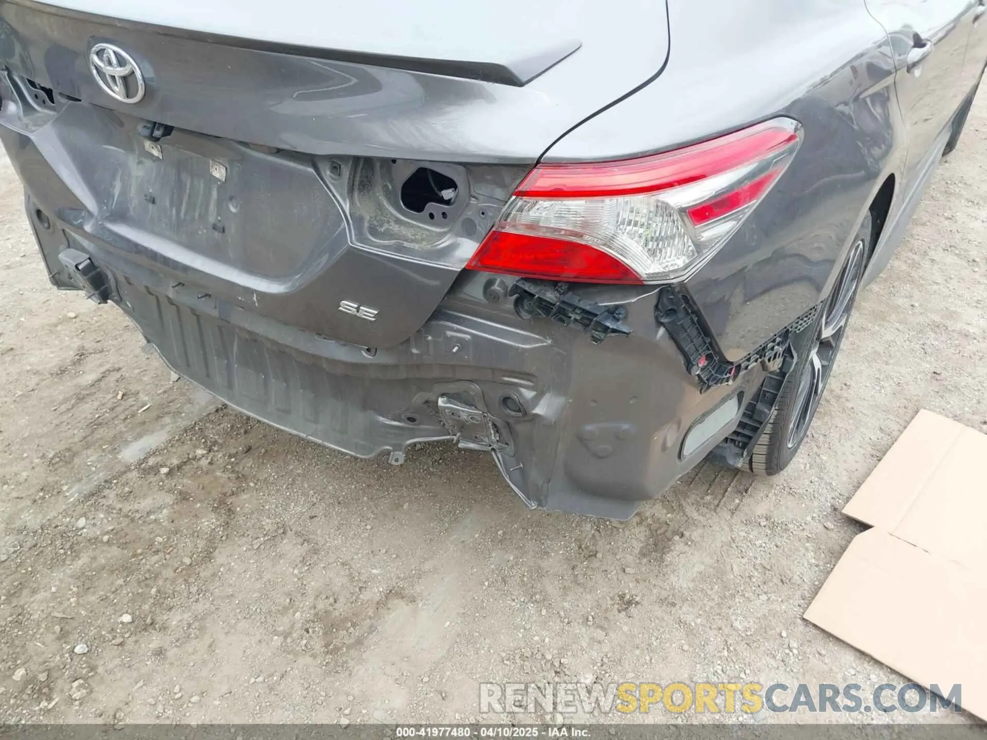 6 Фотография поврежденного автомобиля 4T1B11HK3KU755068 TOYOTA CAMRY 2019
