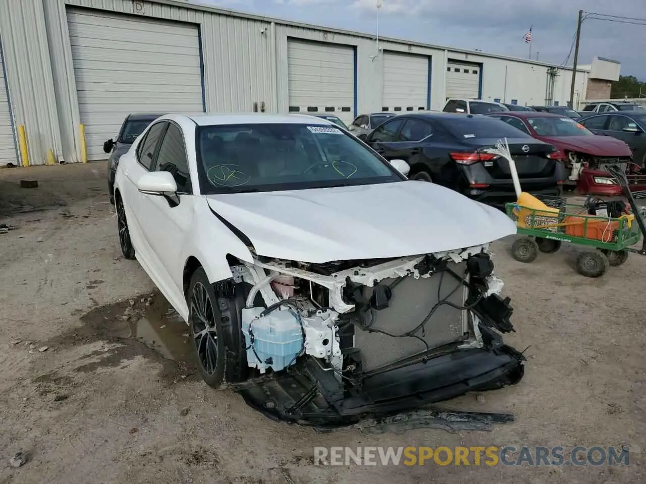 1 Photograph of a damaged car 4T1B11HK3KU758455 TOYOTA CAMRY 2019