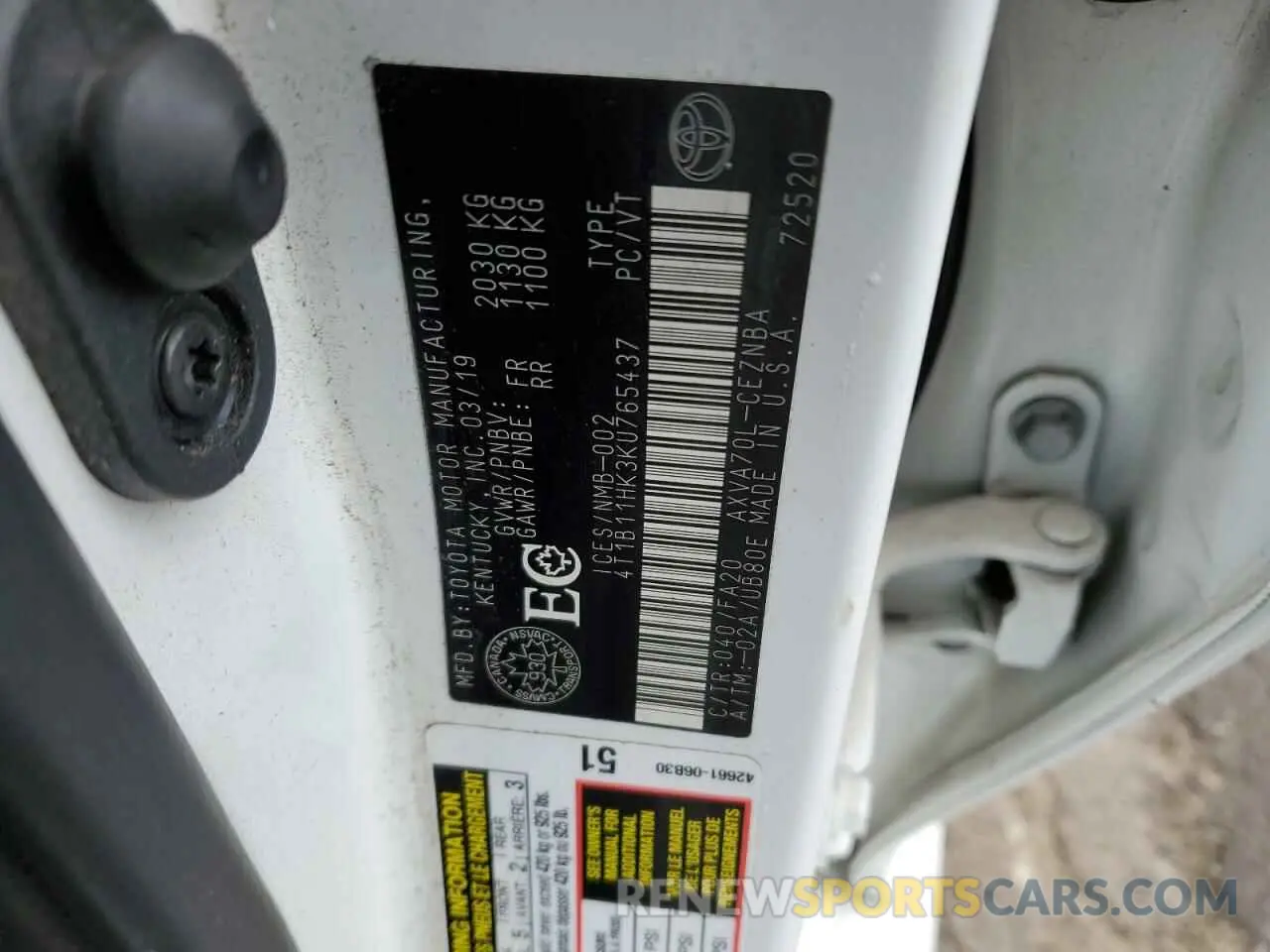 10 Photograph of a damaged car 4T1B11HK3KU765437 TOYOTA CAMRY 2019