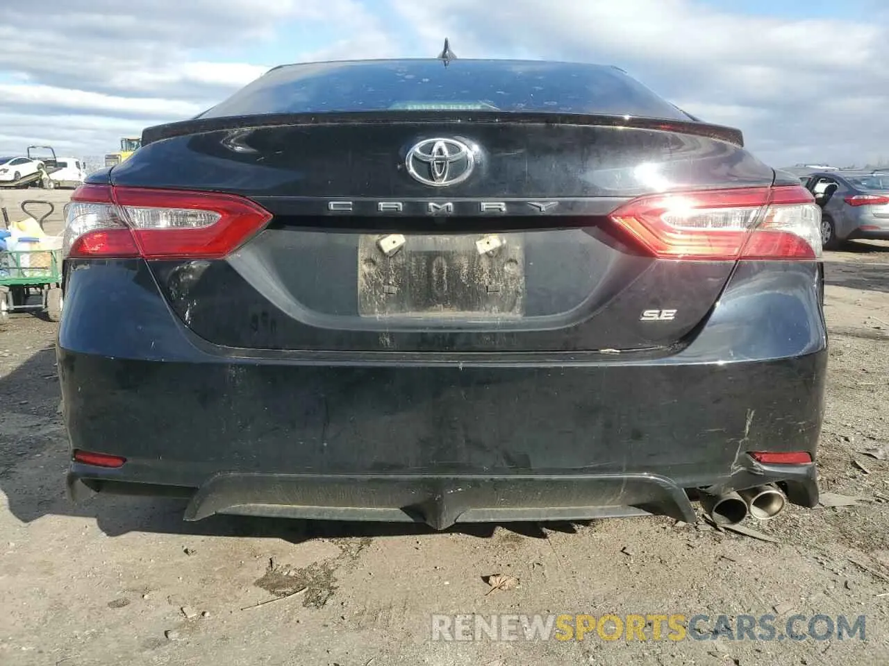 6 Photograph of a damaged car 4T1B11HK3KU770282 TOYOTA CAMRY 2019