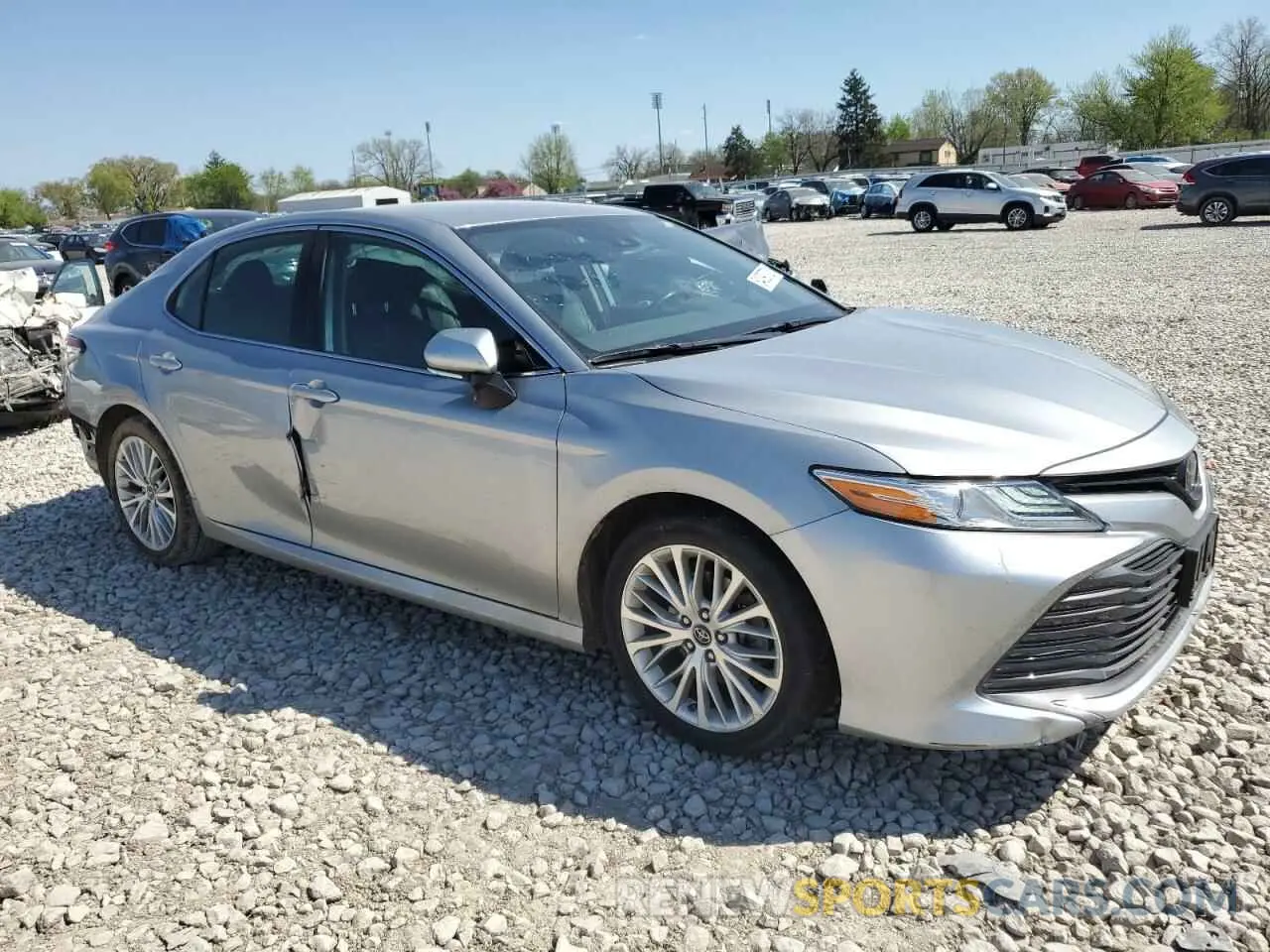 4 Фотография поврежденного автомобиля 4T1B11HK3KU770914 TOYOTA CAMRY 2019