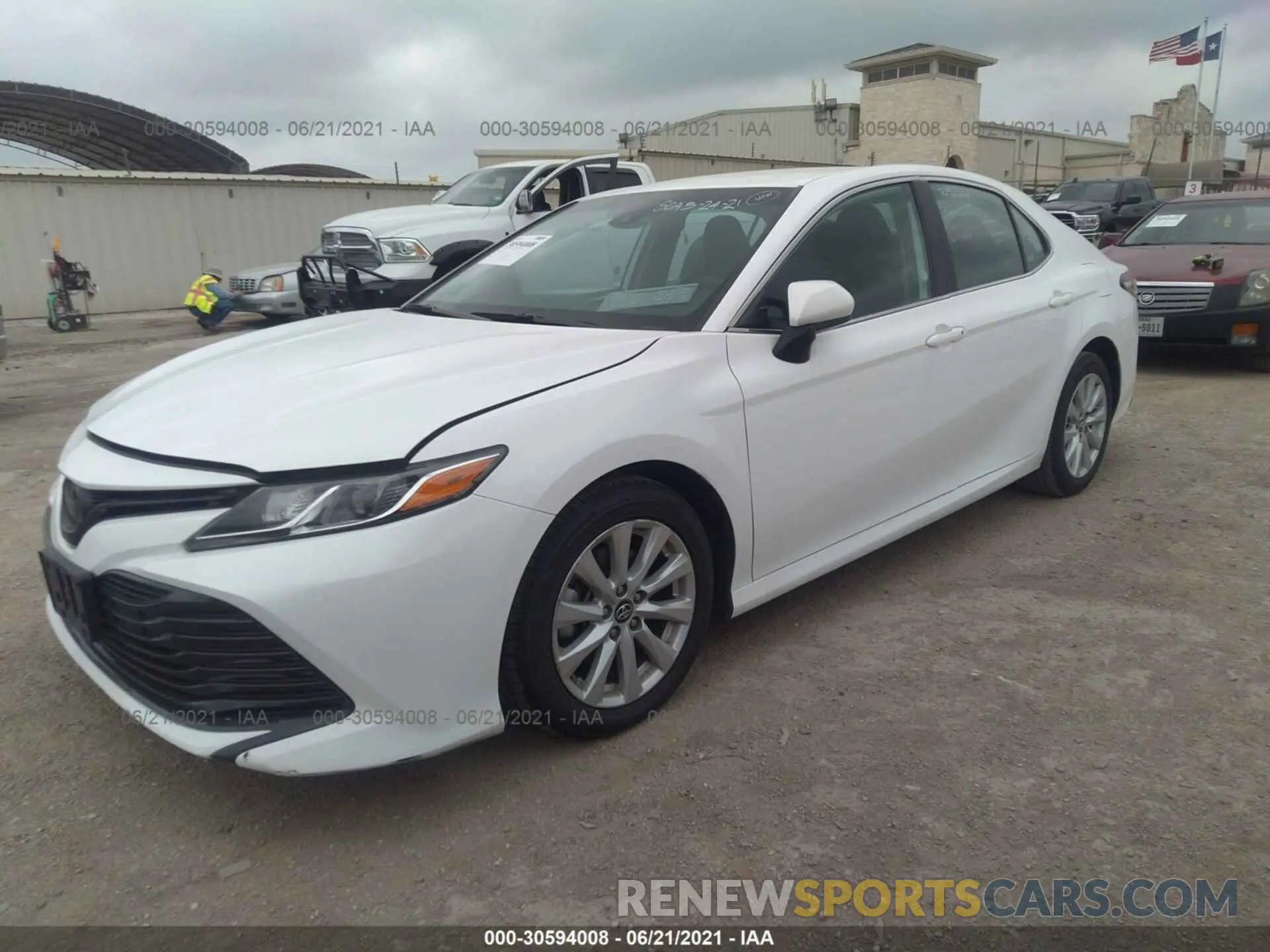 2 Photograph of a damaged car 4T1B11HK3KU771352 TOYOTA CAMRY 2019