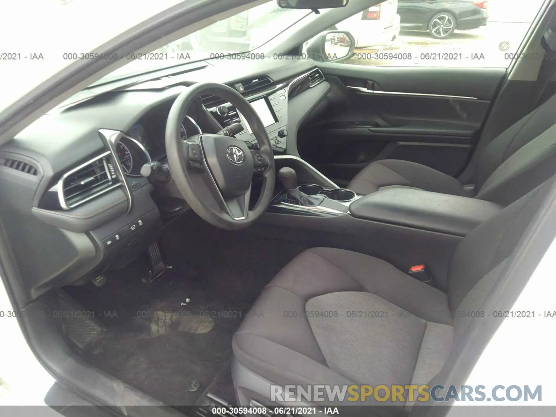 5 Photograph of a damaged car 4T1B11HK3KU771352 TOYOTA CAMRY 2019