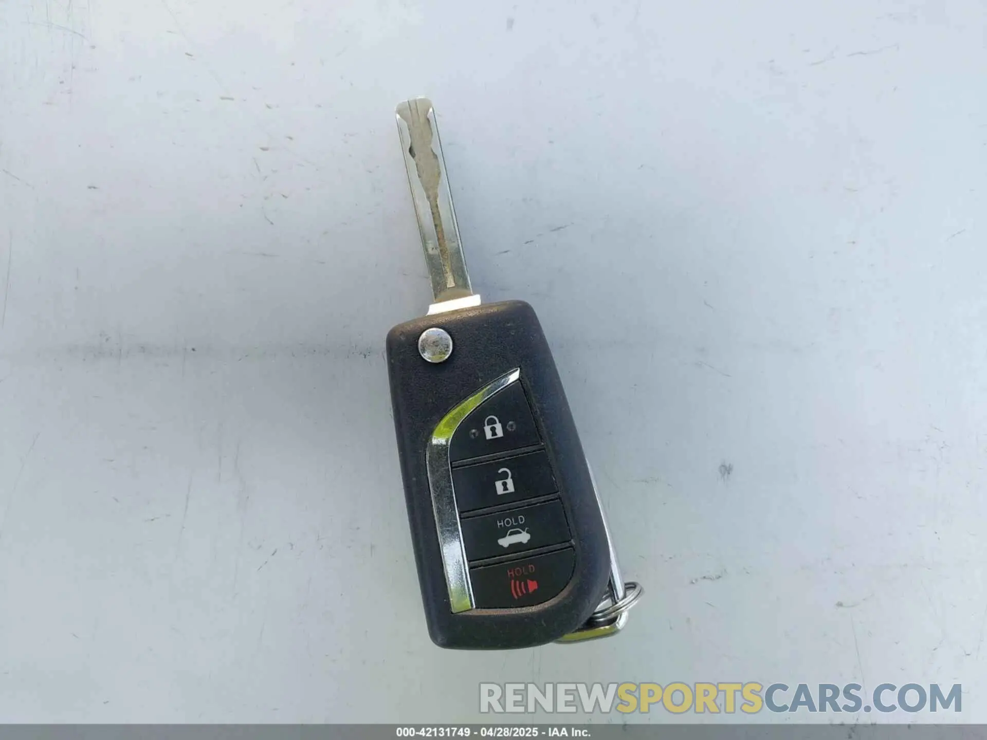 11 Photograph of a damaged car 4T1B11HK3KU776759 TOYOTA CAMRY 2019