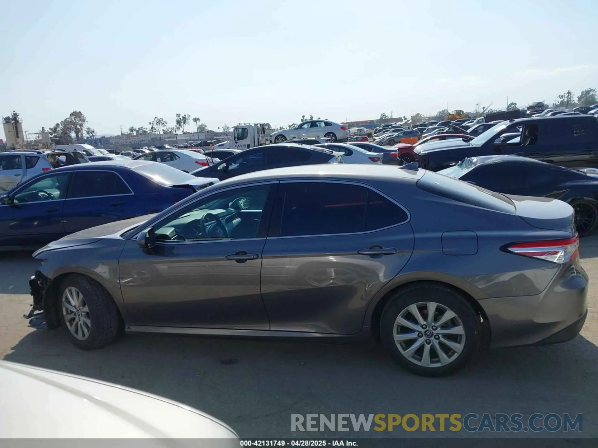15 Photograph of a damaged car 4T1B11HK3KU776759 TOYOTA CAMRY 2019