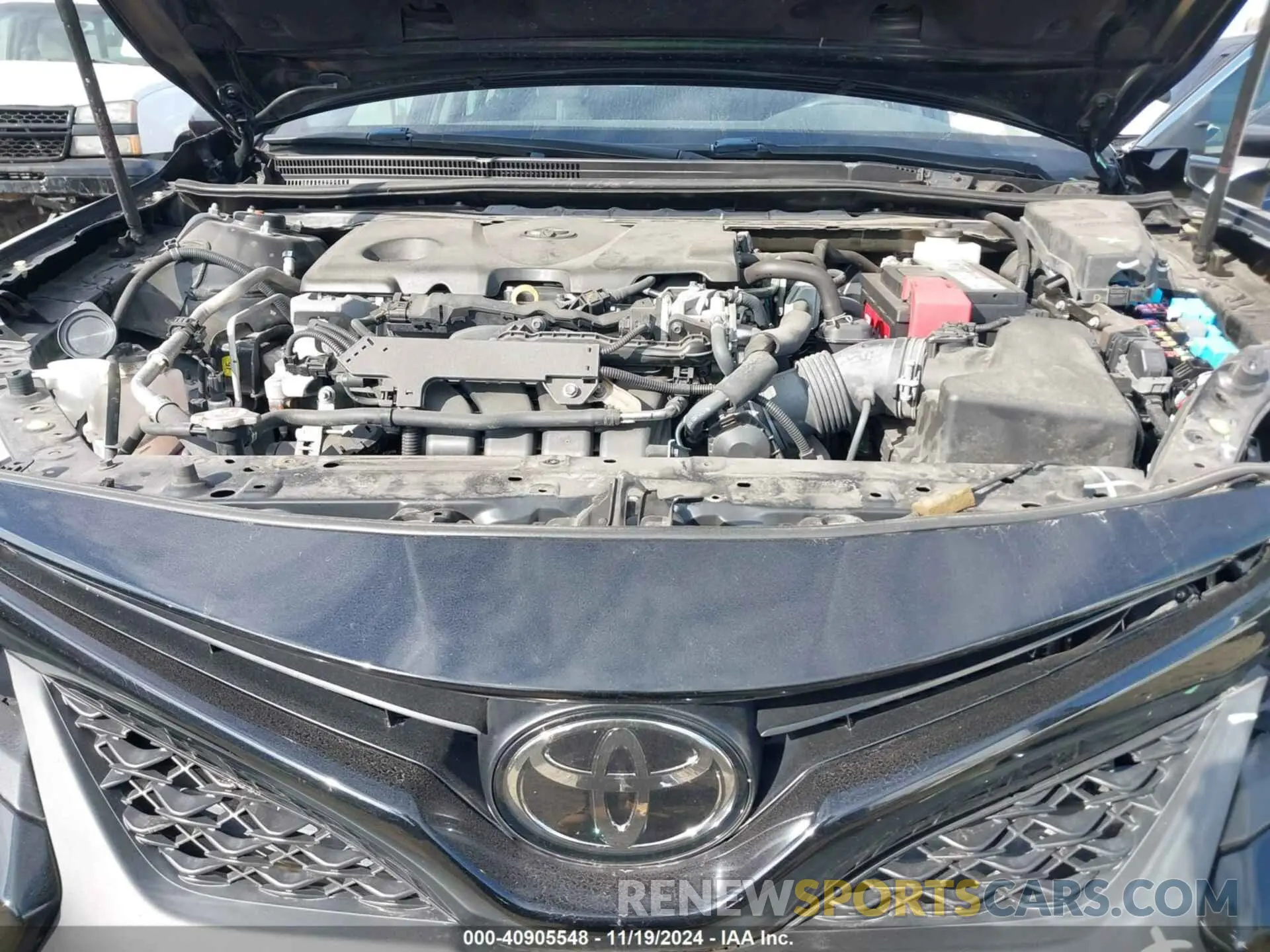 10 Photograph of a damaged car 4T1B11HK3KU783484 TOYOTA CAMRY 2019