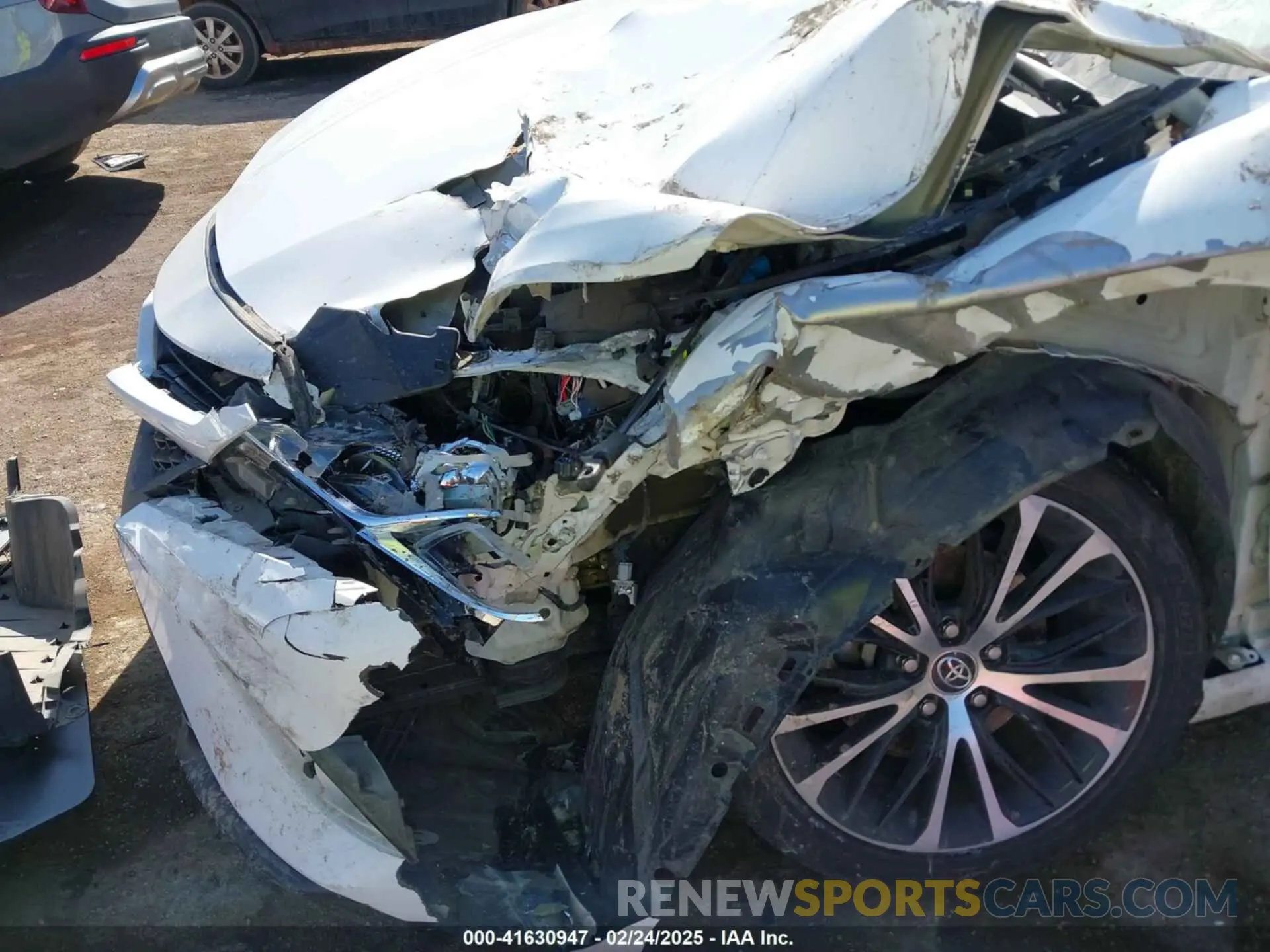 6 Photograph of a damaged car 4T1B11HK3KU787759 TOYOTA CAMRY 2019